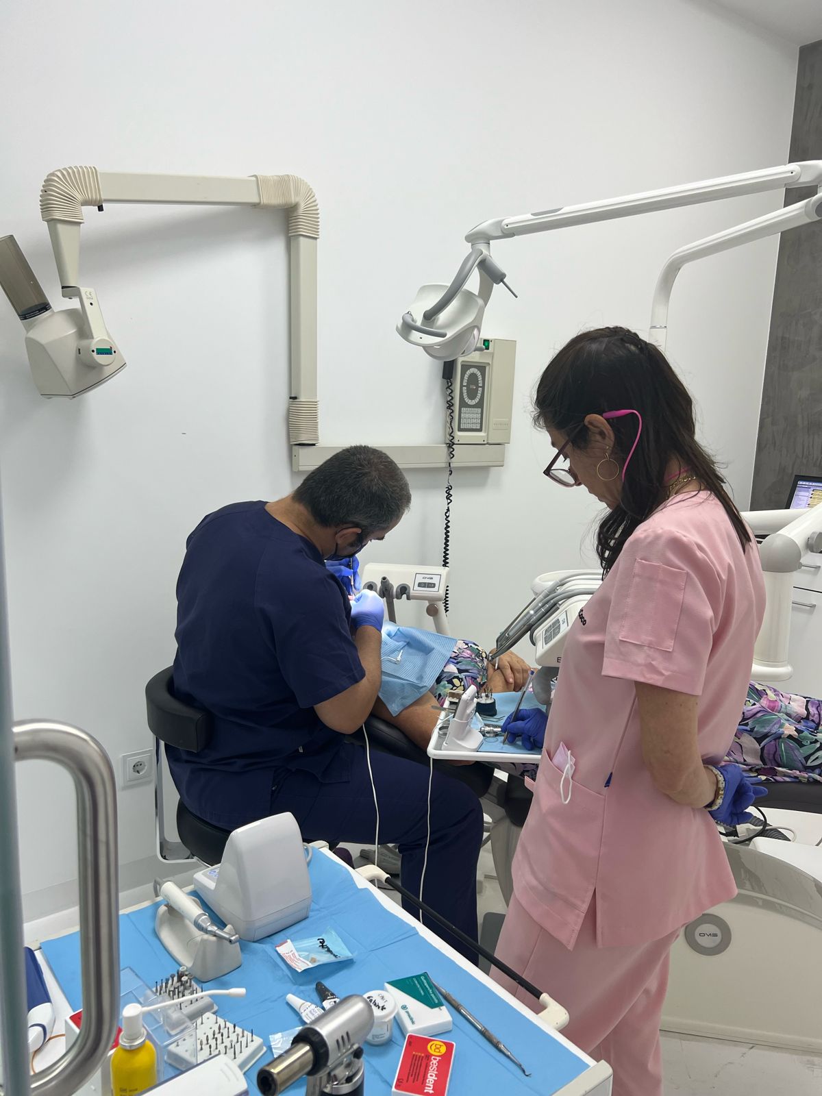 ¿Cuánto duran las carillas dentales (y cómo alargar su vida)?